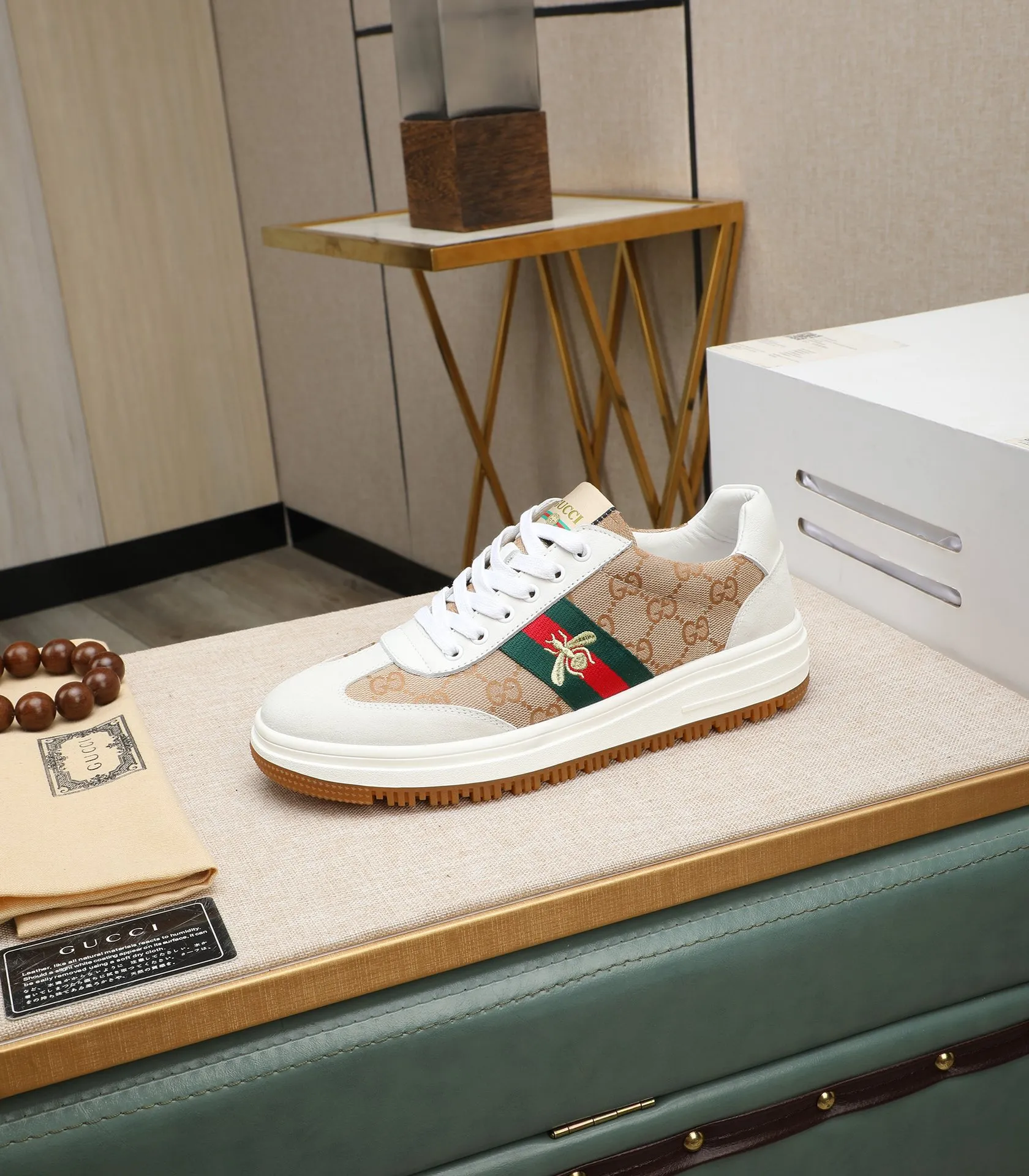 Men's shoes💰440 GUCCI🔍🔍2024 latest spring style On sale at the same time at the counter, original calfskin imported from Italy, genuine leather lining, (high-end, luxury, and class) exquisite workmanship, soles: original soles specially provided by the original factory, ⚠Exclusive double-layer movable molded soles are super comfortable⚠, real photos🎬The real ones are better🔍🔍"High quality·Follow the order" code number 38-44